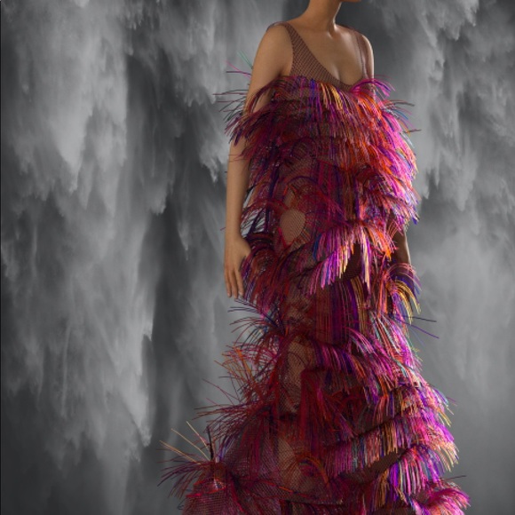 Shop 🇺🇸 made and designed dresses and apparel! - Picture 8 of 13